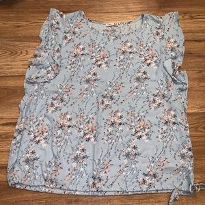 Sleeveless Blouse